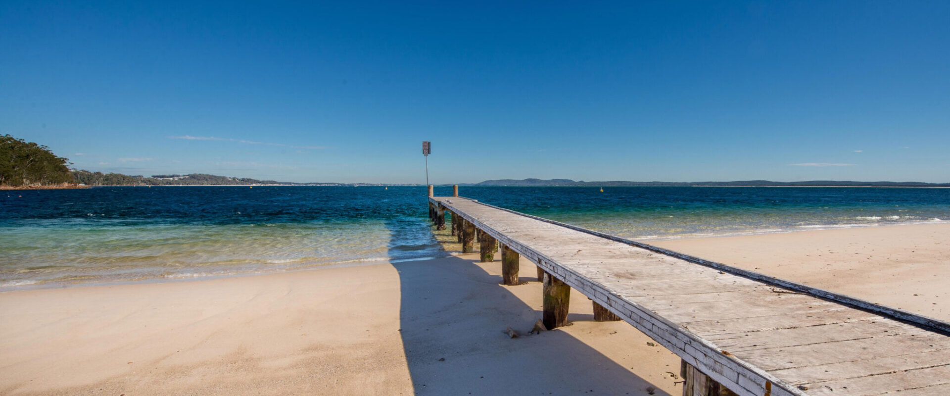 Incredibly rare 4-bedroom duplex in a beachside location